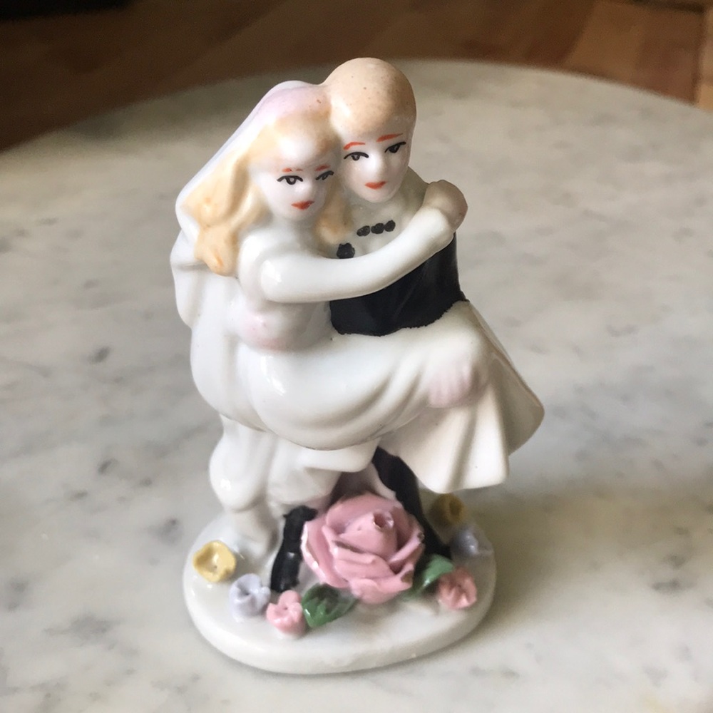 Vintage Bride & Groom Wedding Cake Topper Blonde